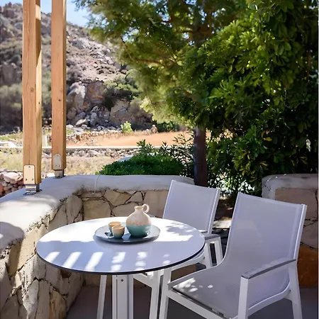 Echinousa Kimolos Katoikia No2 Vathi (Sifnos)